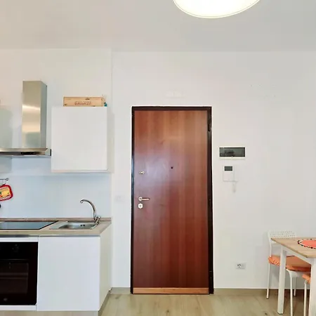 Moderno Loft Finemente Arredato * Bari