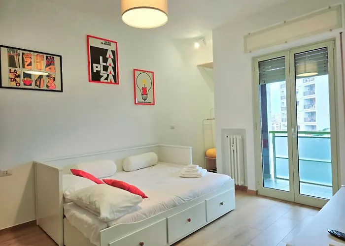 Moderno Loft Finemente Arredato *